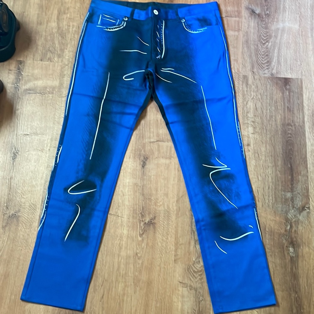 New Moschino blue jeans size 40